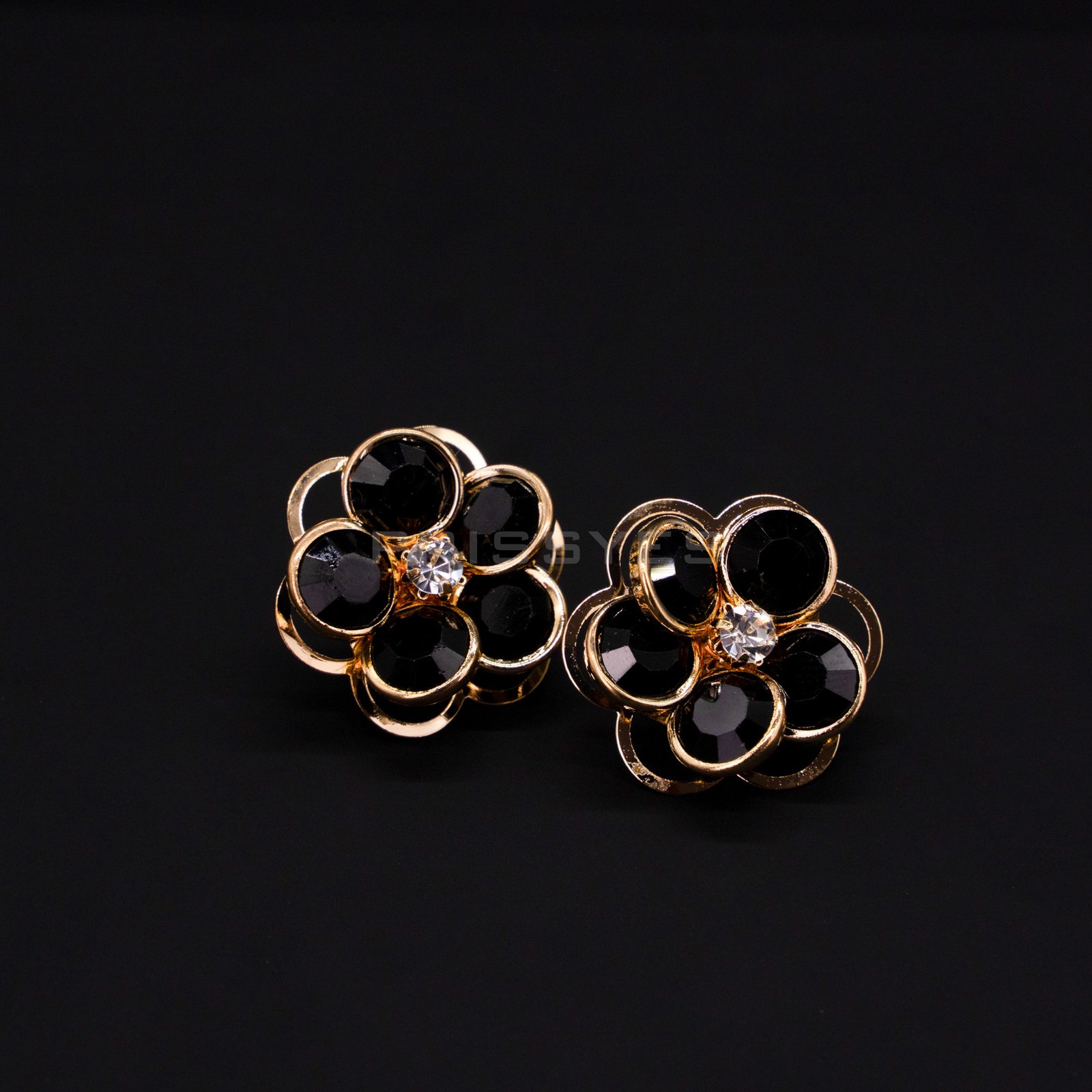 Black Round Stone Flower Stud Earring